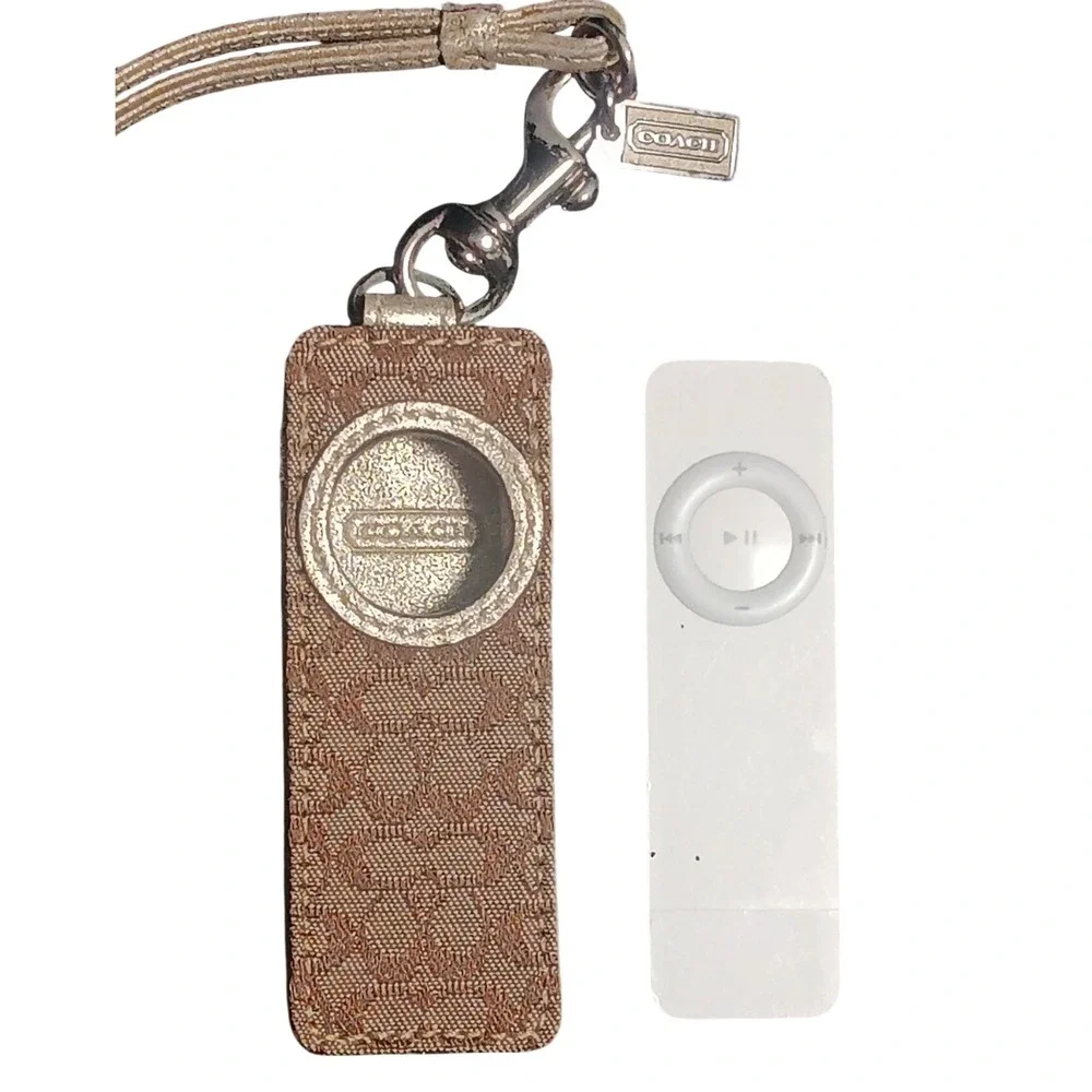 Coach Signature C Canvas iPod Shuffle 1st Gen Case Gold Khaki Lanyard‎ Vtg Y2K
